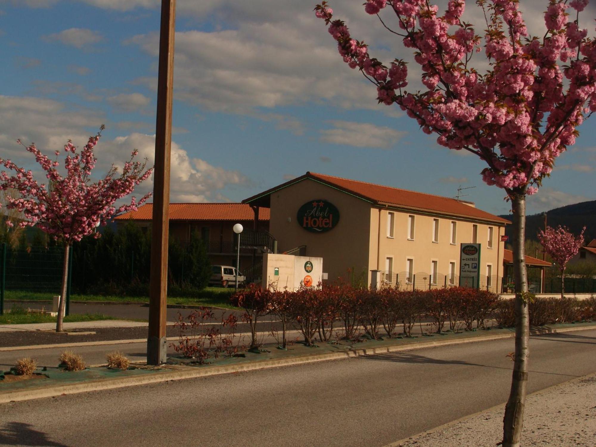 Abel Hotel 2*